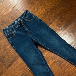 Women’s Skinny Blue Jeans